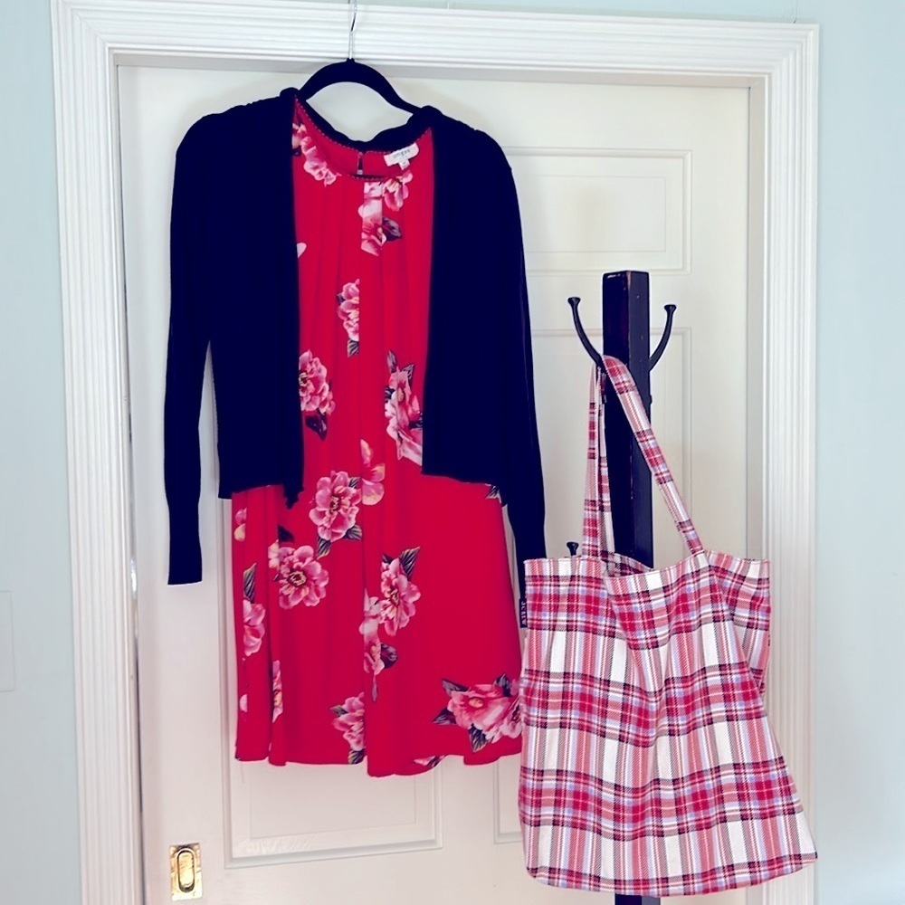 Umgee Mini Shift Dress Size M Red Pink Floral Fully Lined USA - Picture 12 of 12